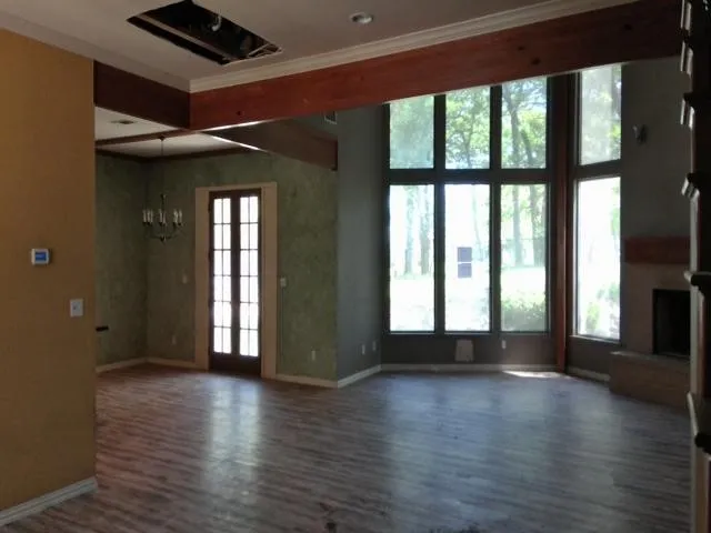 110 Pawnee Trail Lake Kiowa, TX 76240