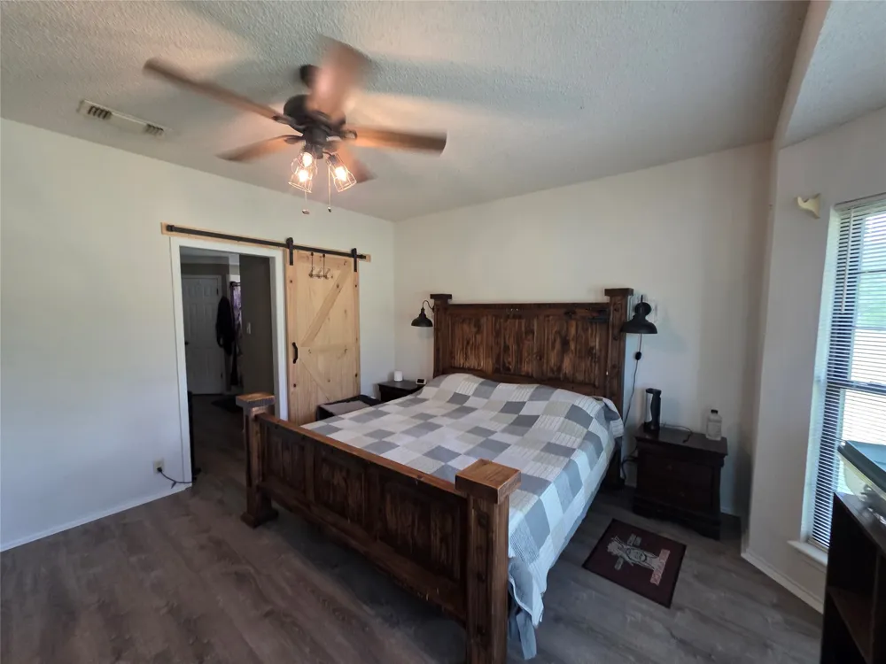 114 Lcr 465 Mexia, TX 76667