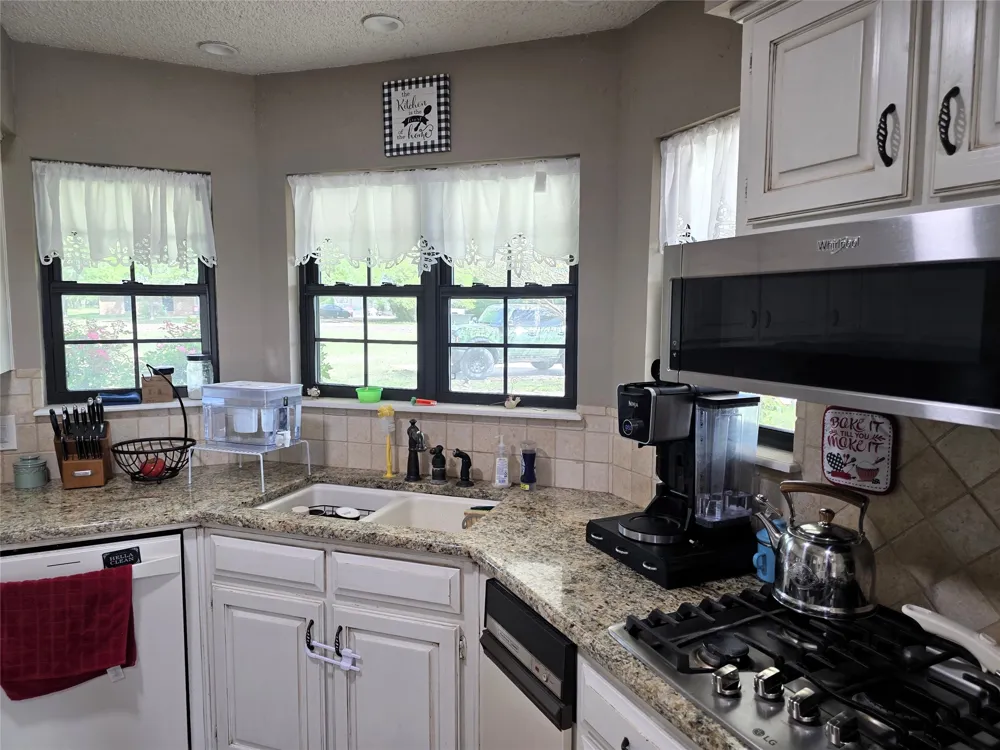 114 Lcr 465 Mexia, TX 76667