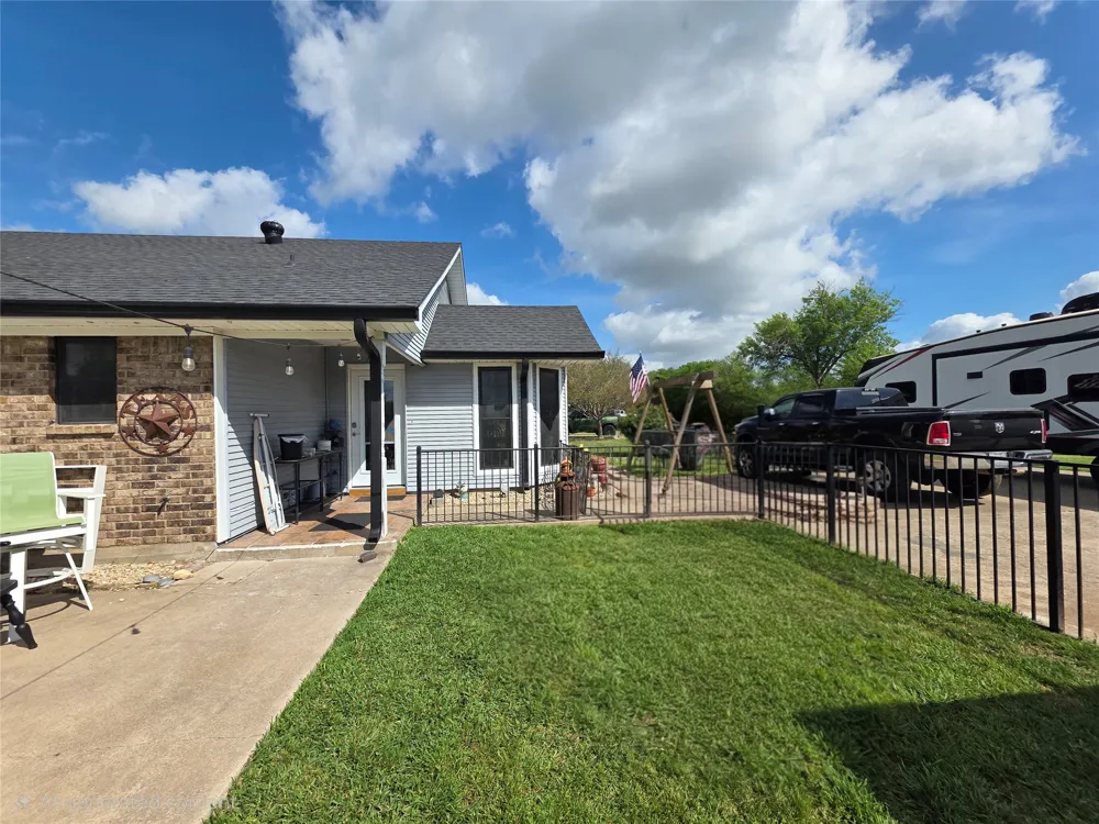 114 Lcr 465 Mexia, TX 76667
