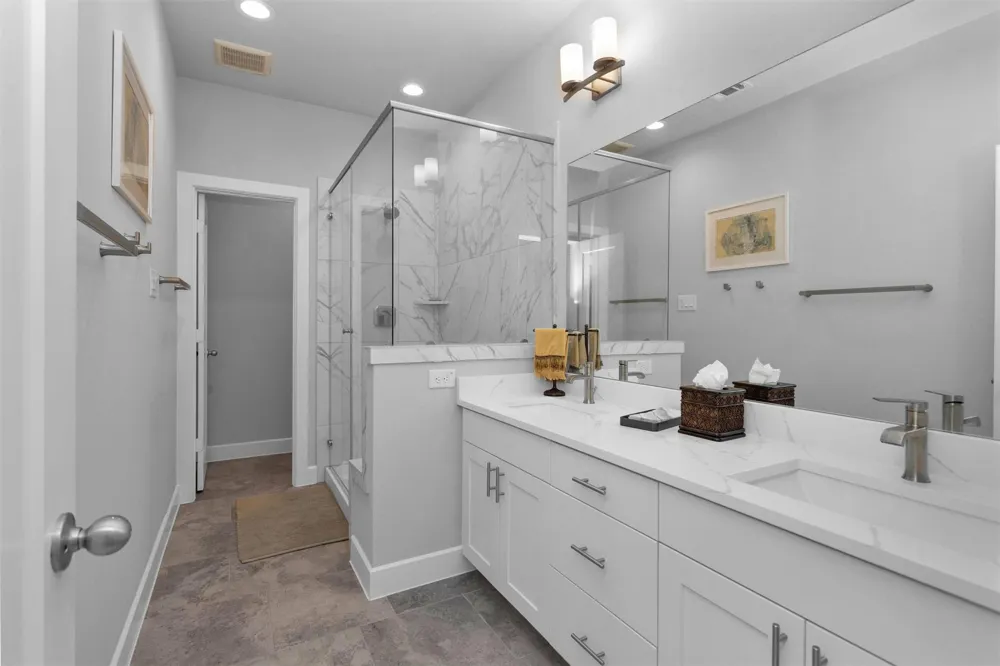 454 S Centro Circle Shenandoah, TX 77385