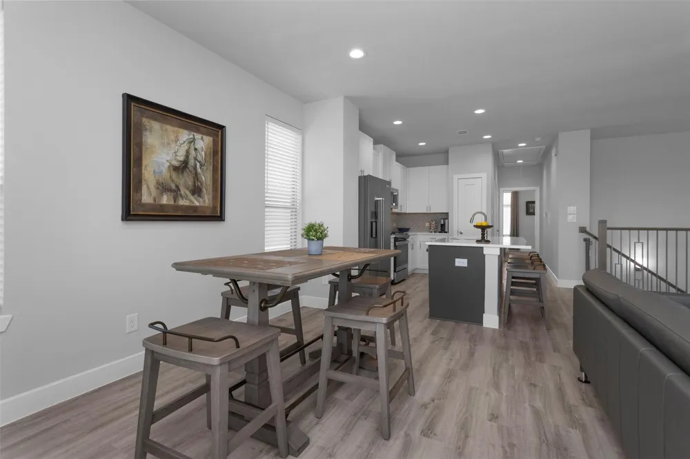 454 S Centro Circle Shenandoah, TX 77385