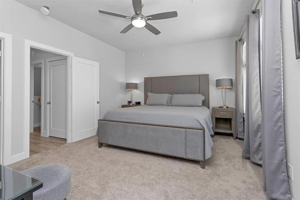454 S Centro Circle Shenandoah, TX 77385