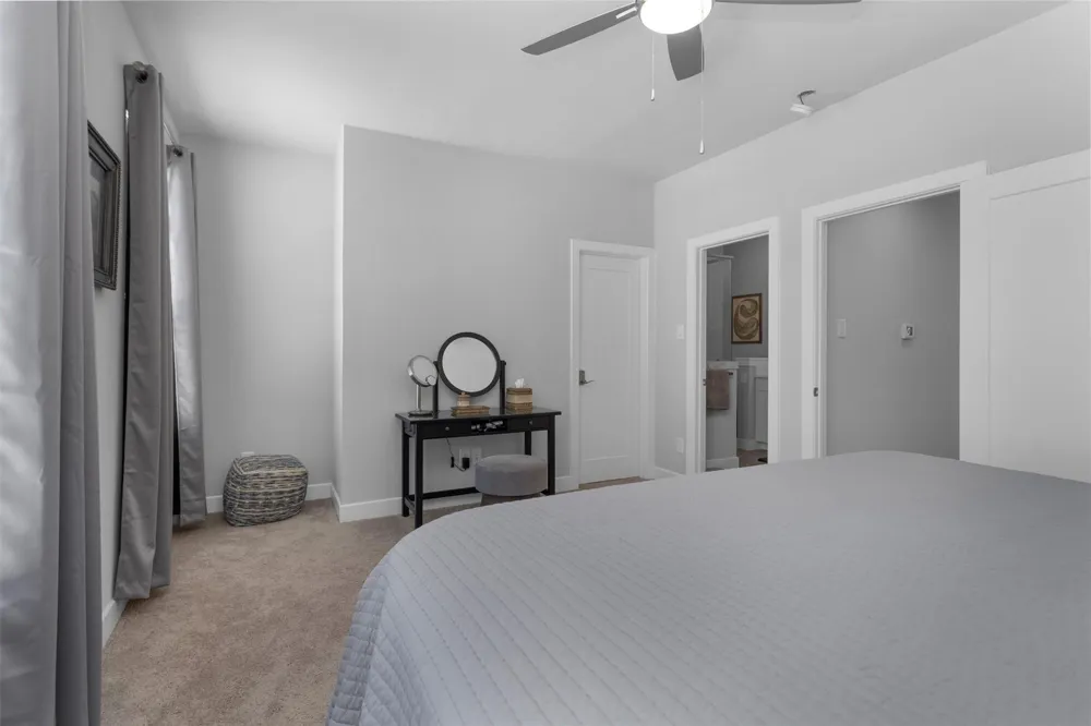 454 S Centro Circle Shenandoah, TX 77385