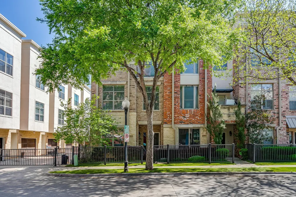 714 E 1st Street Fort Worth, TX 76102