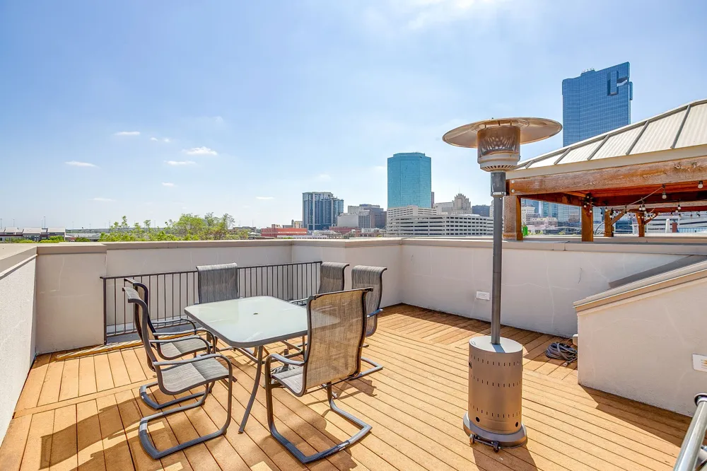 714 E 1st Street Fort Worth, TX 76102