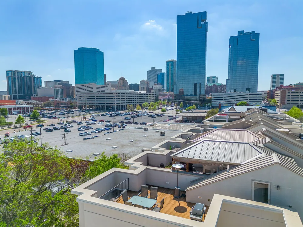 714 E 1st Street Fort Worth, TX 76102