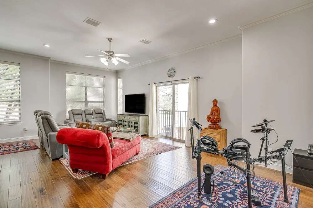 714 E 1st Street Fort Worth, TX 76102