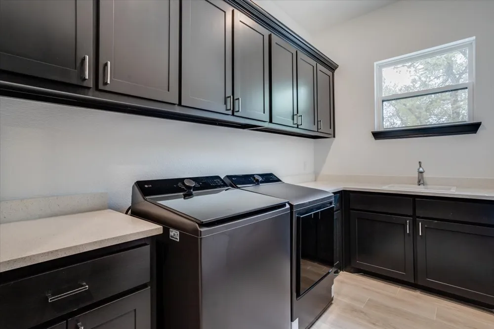 124 Cote D Azur Drive Chico, TX 76431