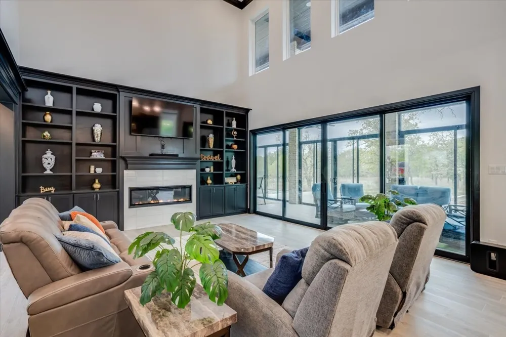 124 Cote D Azur Drive Chico, TX 76431
