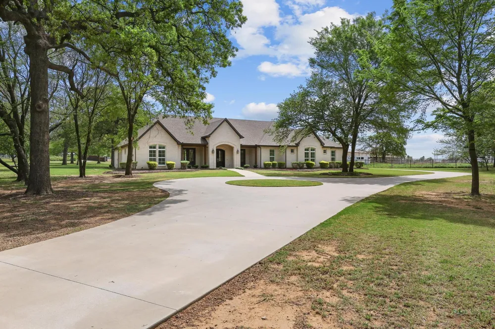 5999 Ranch Estates Road Krugerville, TX 76227