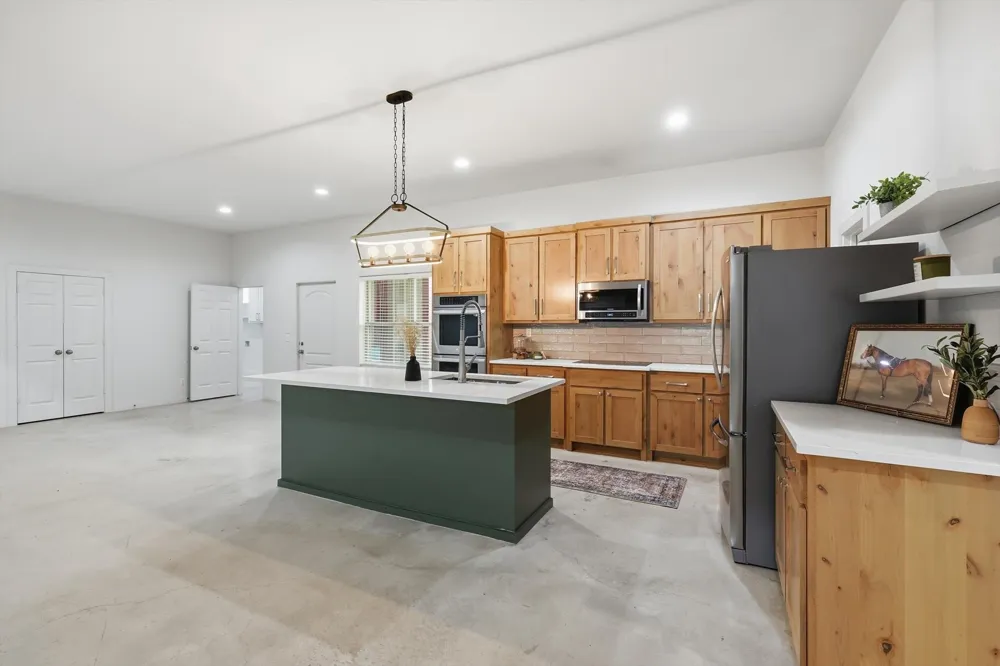 1445 County Road 3690 Paradise, TX 76073