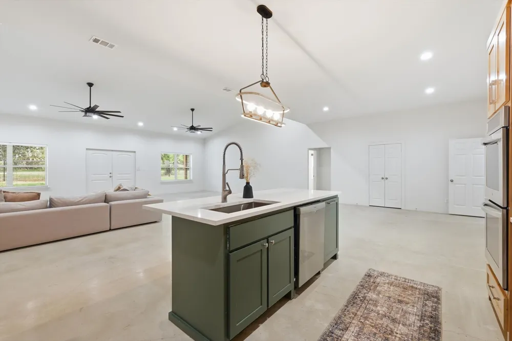 1445 County Road 3690 Paradise, TX 76073
