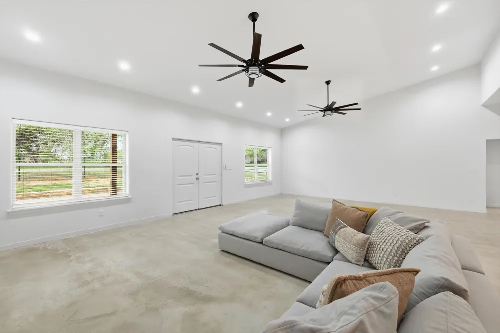 1445 County Road 3690 Paradise, TX 76073