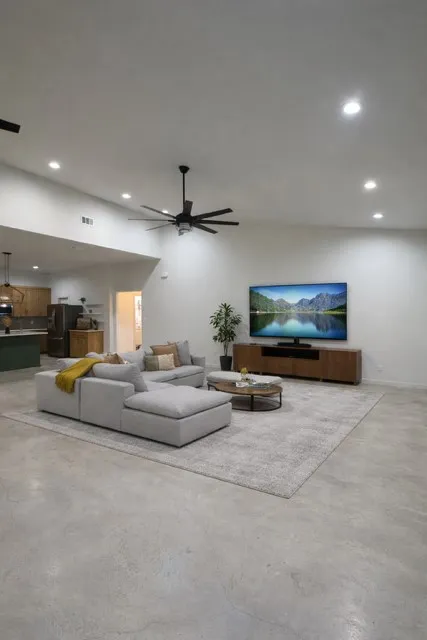 1445 County Road 3690 Paradise, TX 76073