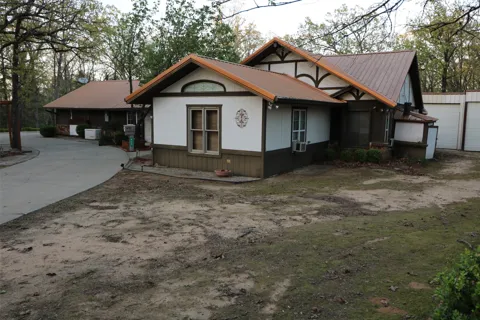 425 Dove Hollow
