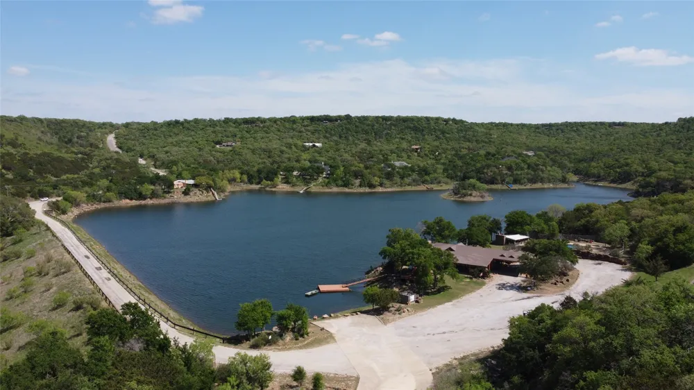 324 GlenHollow Drive Gordon, TX 76453