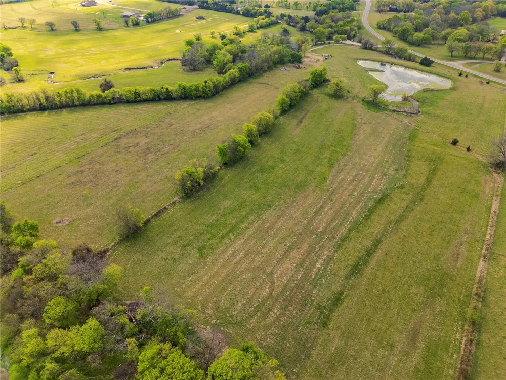 3847 Fm 3133 Van Alstyne, TX 75495