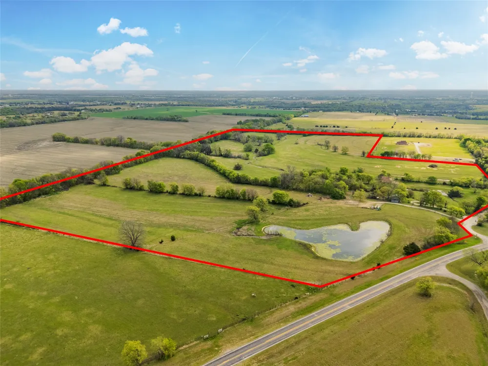 3847 Fm 3133 Van Alstyne, TX 75495