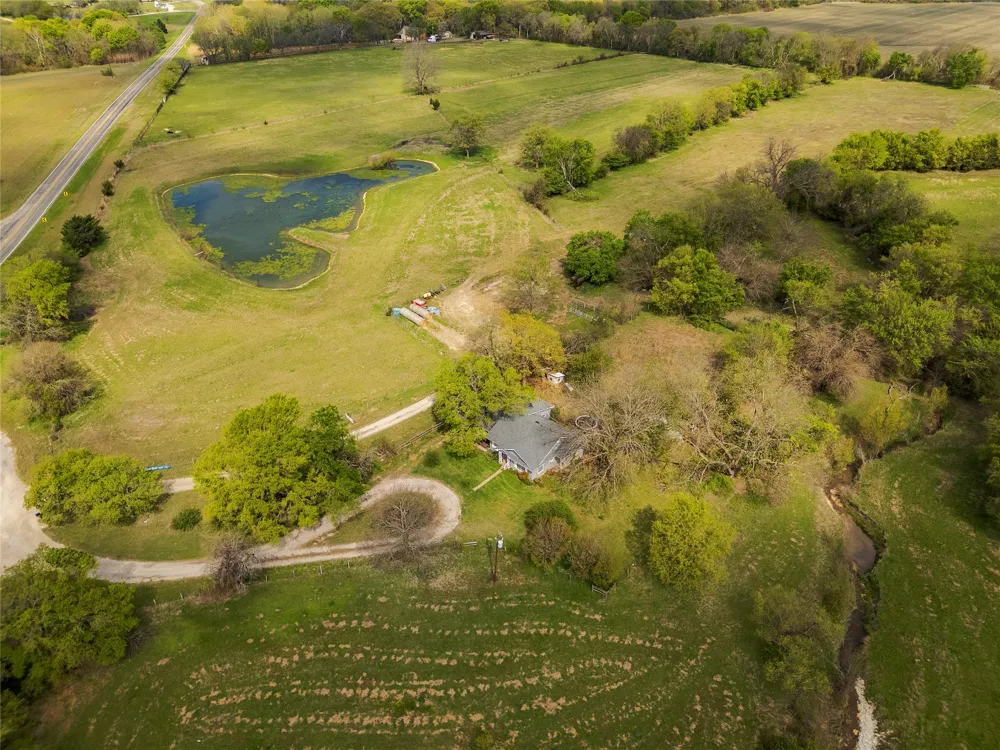 3847 Fm 3133 Van Alstyne, TX 75495