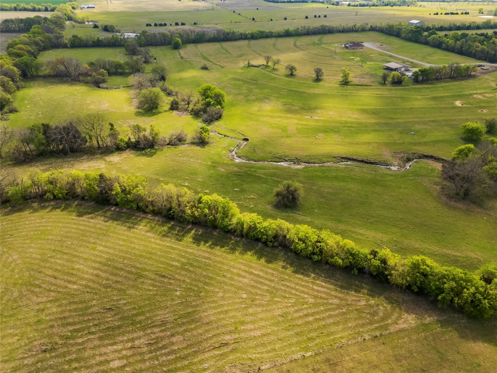 3847 Fm 3133 Van Alstyne, TX 75495