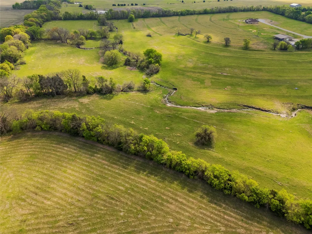 3847 Fm 3133 Van Alstyne, TX 75495