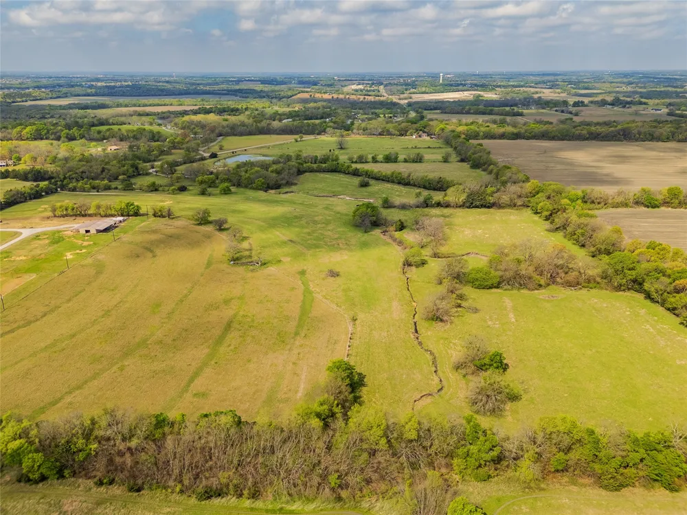 3847 Fm 3133 Van Alstyne, TX 75495