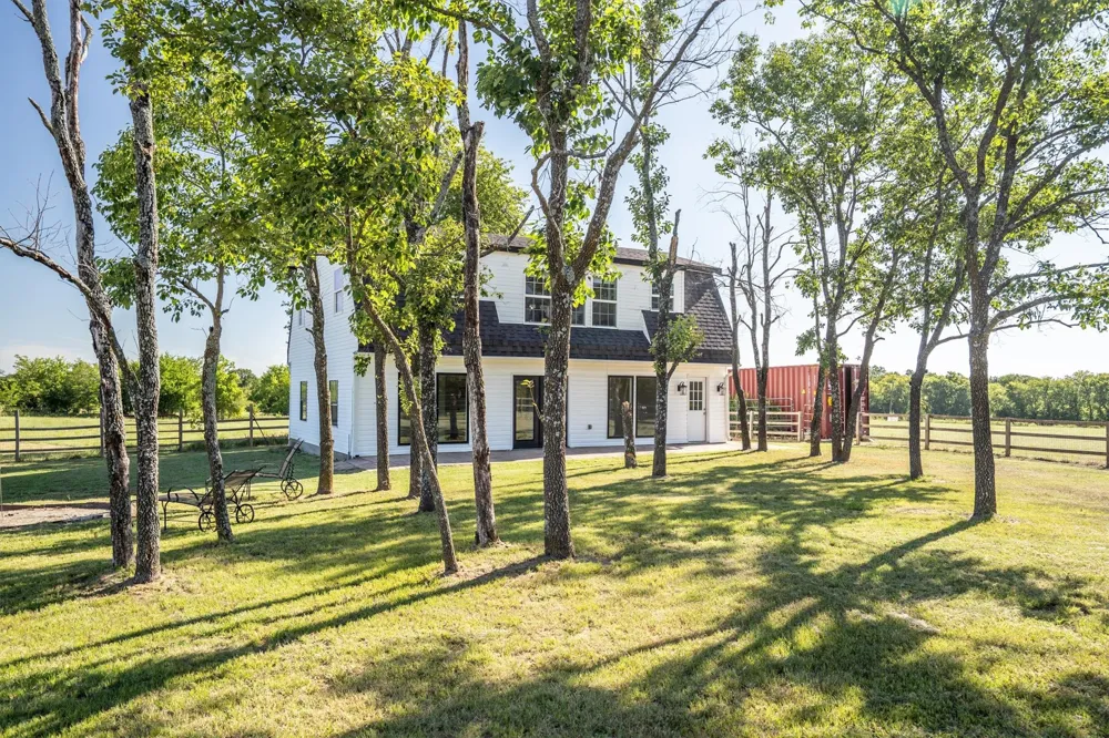 3139 Farm Road 3134 Cumby, TX 75433