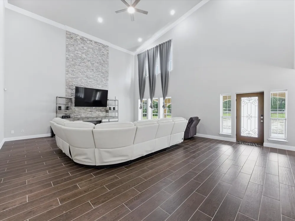 603 S Houston Street Edgewood, TX 75117
