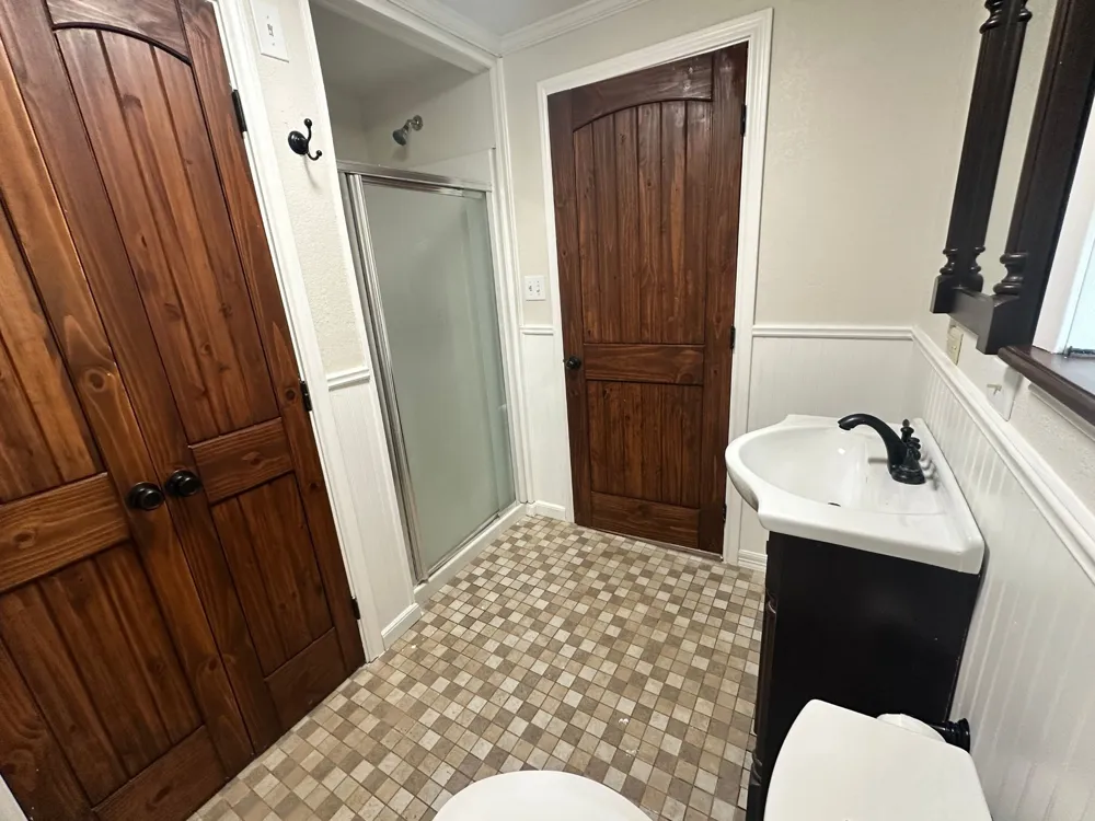 310 Cedar Point Circle Gordonville, TX 76245