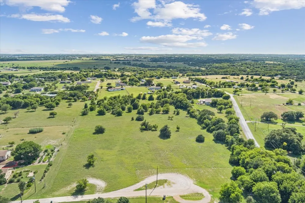 110 Brown Drive Eddy, TX 76524
