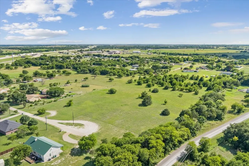 110 Brown Drive Eddy, TX 76524