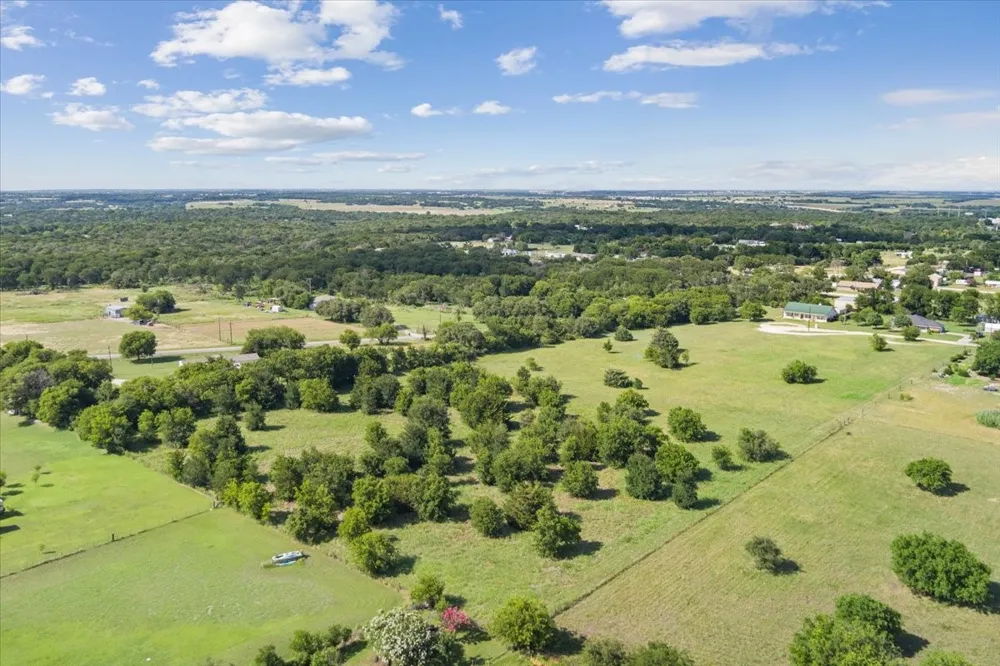 110 Brown Drive Eddy, TX 76524