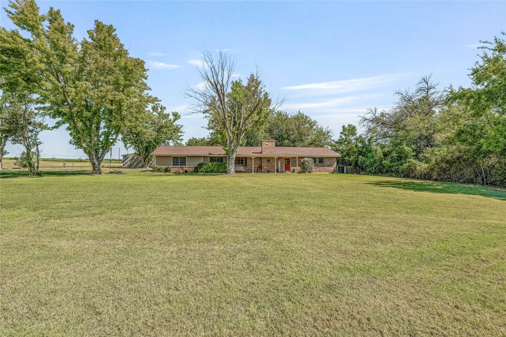 600 Highway 587 De Leon, TX 76444
