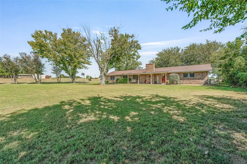 600 Highway 587 De Leon, TX 76444