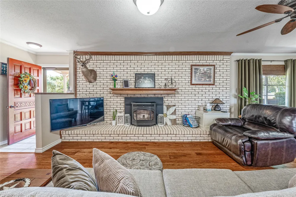 600 Highway 587 De Leon, TX 76444