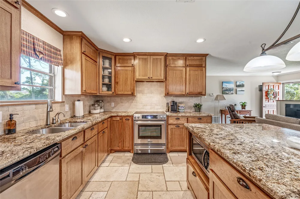 600 Highway 587 De Leon, TX 76444