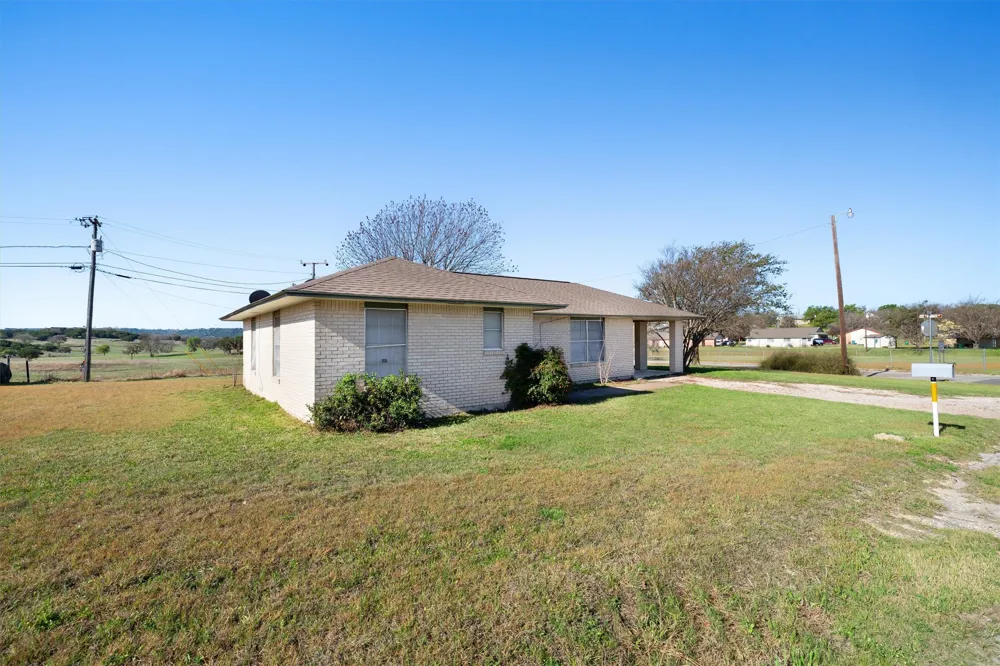 500 Hwy 22 Meridian, TX 76665