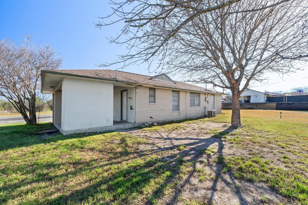 500 Hwy 22 Meridian, TX 76665