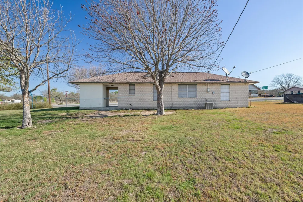 500 Hwy 22 Meridian, TX 76665