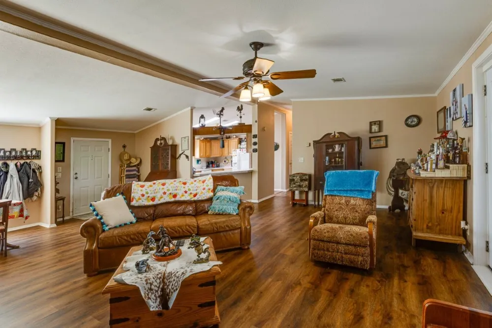 4880 WHITEHEAD ROAD Midlothian, TX 76065
