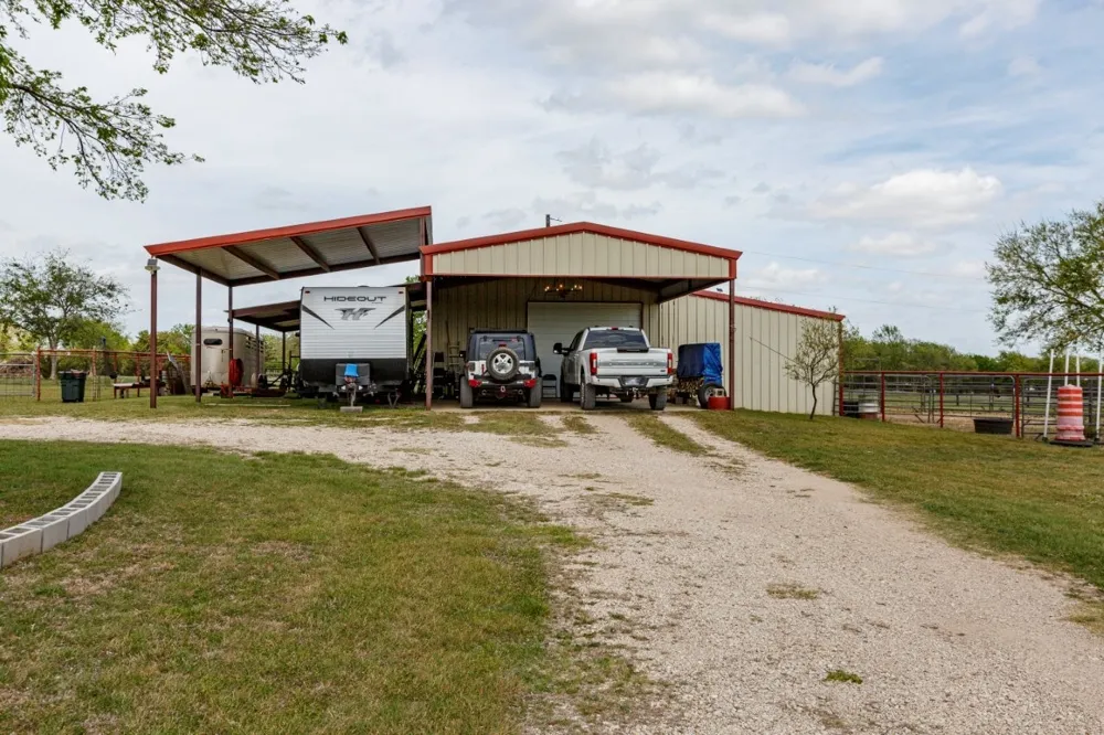 4880 WHITEHEAD ROAD Midlothian, TX 76065