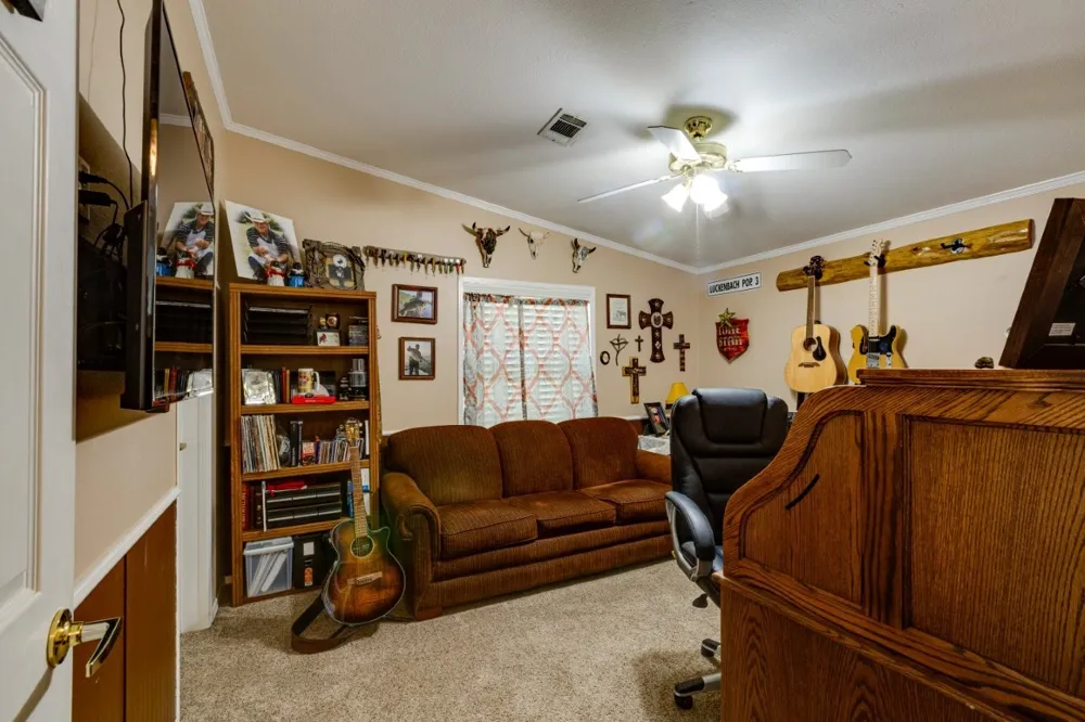 4880 WHITEHEAD ROAD Midlothian, TX 76065