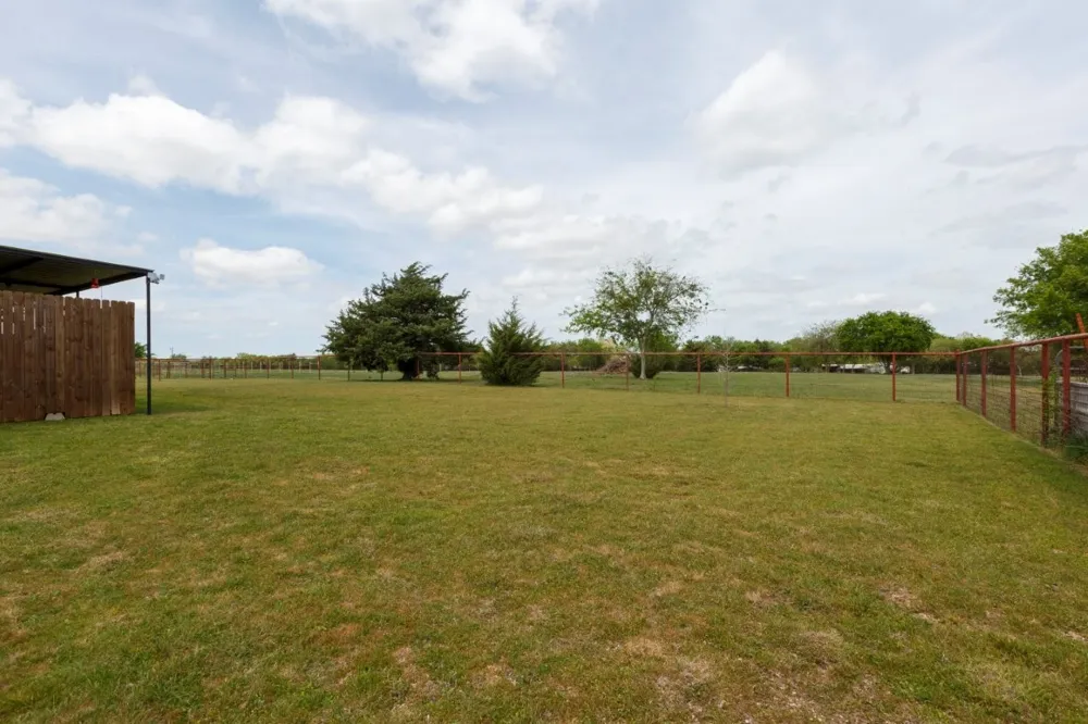 4880 WHITEHEAD ROAD Midlothian, TX 76065