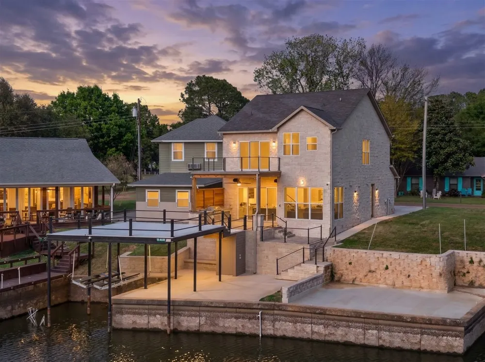 131 Hilltop Drive Trinidad, TX 75163