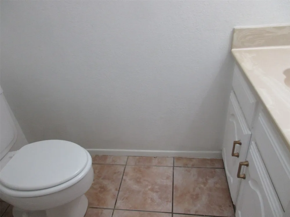 917 Turtle Cove #138 Irving, TX 75060