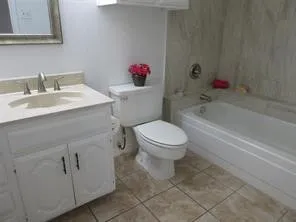 917 Turtle Cove #138 Irving, TX 75060