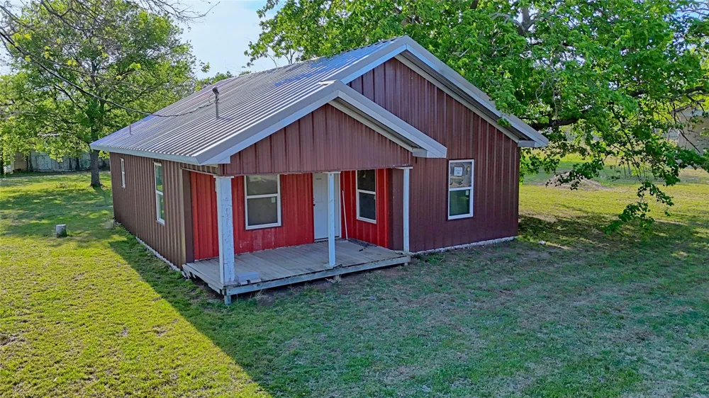 601 Baylor Street Nocona, TX 76255