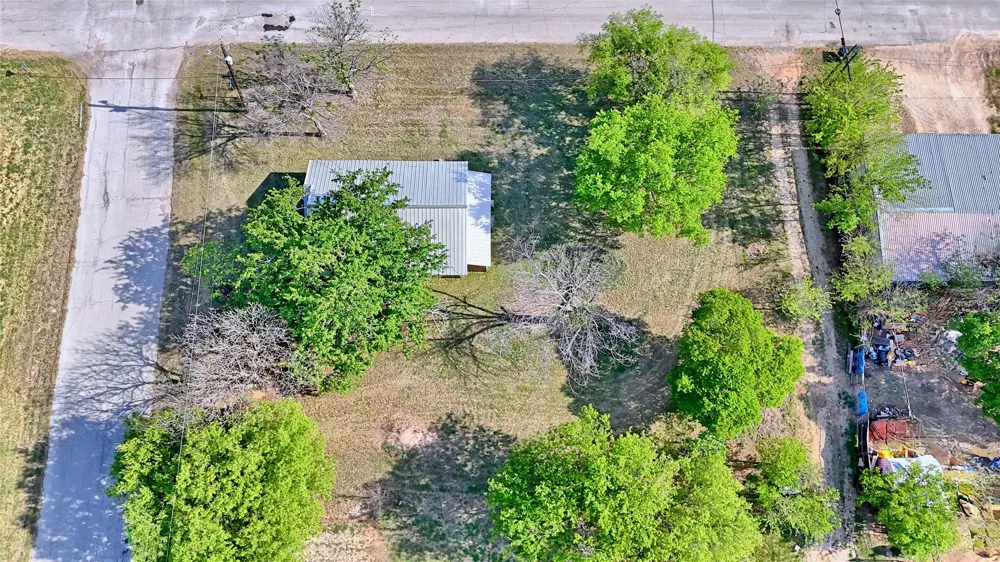 601 Baylor Street Nocona, TX 76255