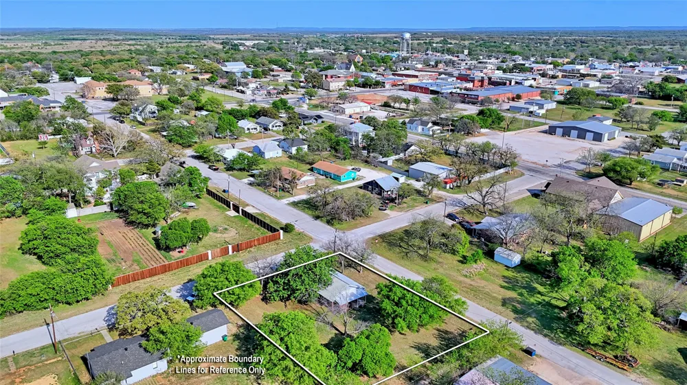 601 Baylor Street Nocona, TX 76255